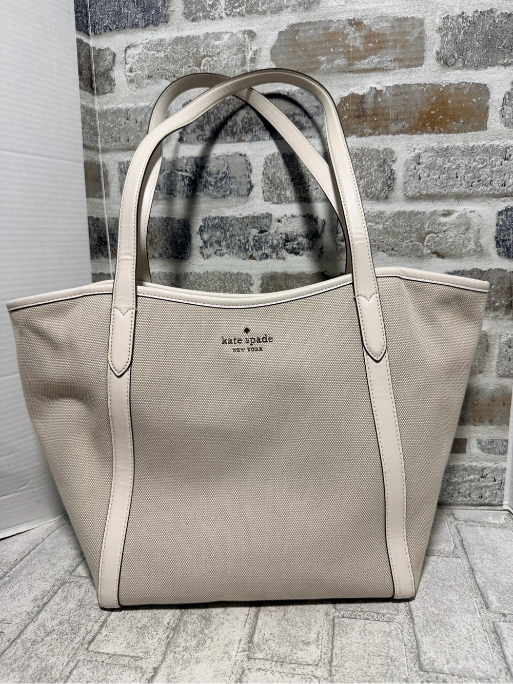 Kate Spade New York slide tote bag beige